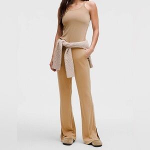 🍋 NWT Lululemon Drapey Softstreme Flared Pant Sz XXXS